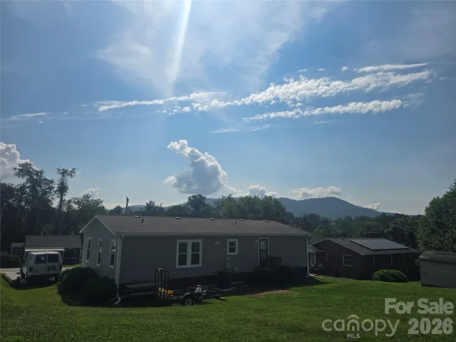10 Brad Street, Asheville, NC, 28803