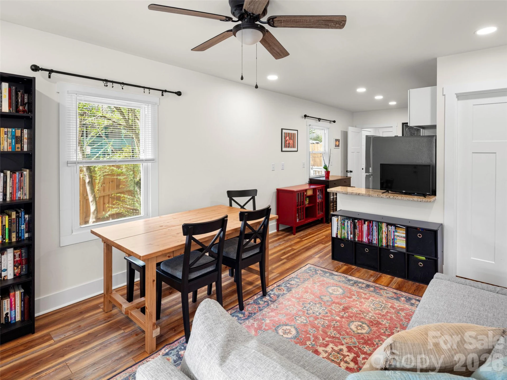 49 Allen Street - Photo 4