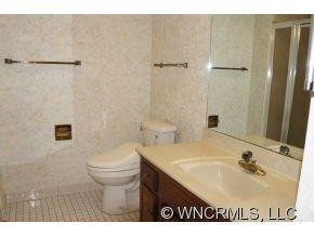 105 Bent Tree Drive, E-2 - Photo 24