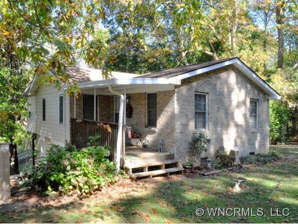 84 Lakeside Drive