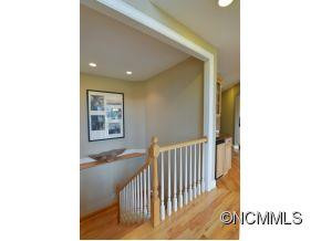 8 Crescent Court - Photo 9