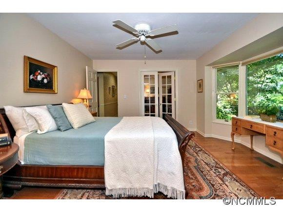 1001 Golden Road - Photo 11