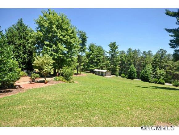 1001 Golden Road - Photo 18