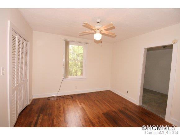1796 Old Haywood Rd - Photo 12