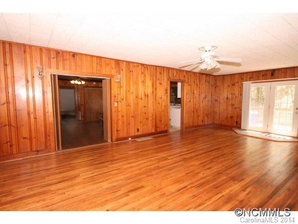 1796 Old Haywood Rd - Photo 4