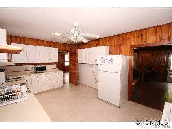 1796 Old Haywood Rd - Photo 7