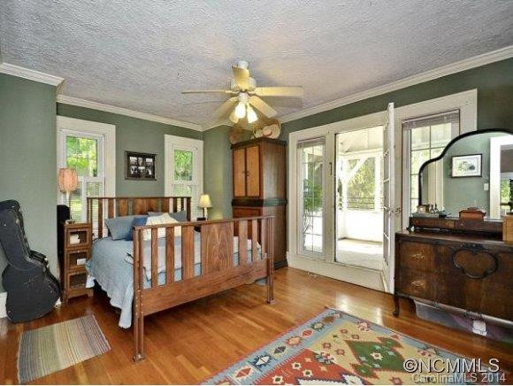 305 BREVARD RD - Photo 10