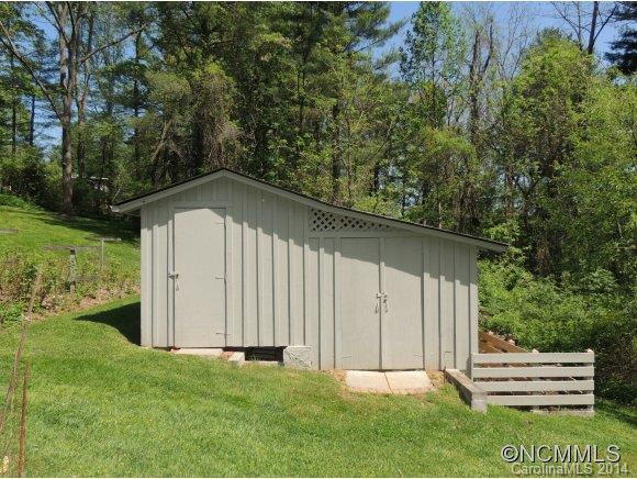 242 N Hills Drive - Photo 16