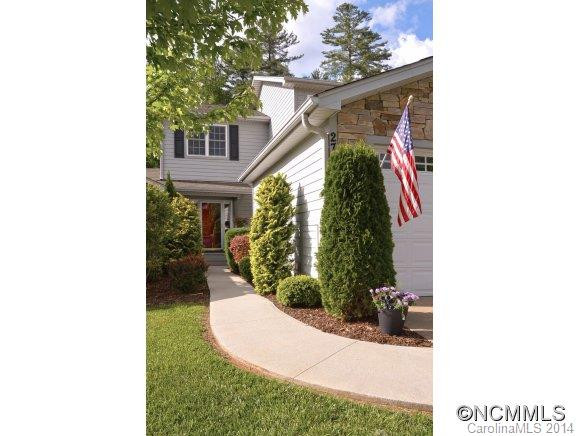 27 Holiday Dr. - Photo 2