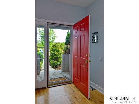 27 Holiday Dr. - Photo 3