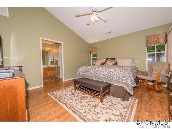 77 Stonebridge Drive - Photo 7