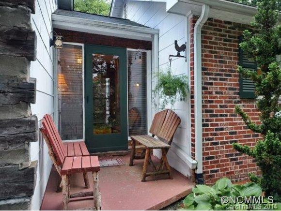116 STEWART STREET - Photo 2