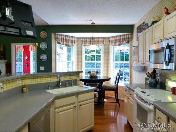136 Cottage Ridge Rd. - Photo 4