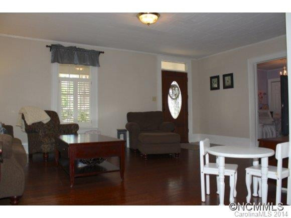 149 Pine Street - Photo 3