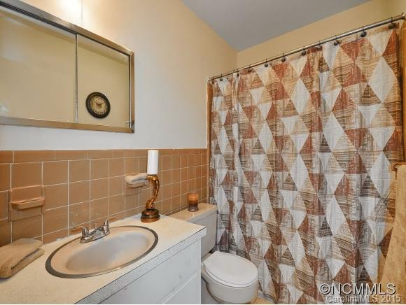 5 ADAMSWOOD ROAD - Photo 12