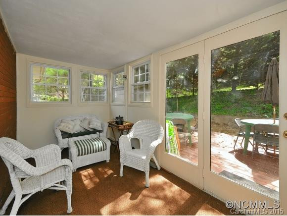 5 ADAMSWOOD ROAD - Photo 13
