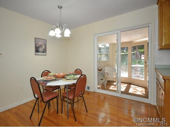 5 ADAMSWOOD ROAD - Photo 7