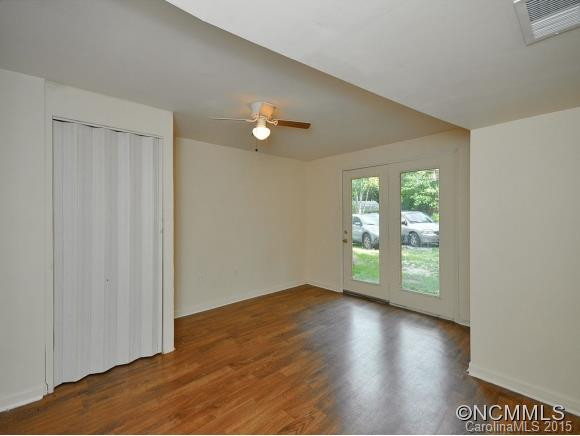 5 ADAMSWOOD ROAD - Photo 8