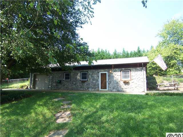 1979 Cape Hickory Road