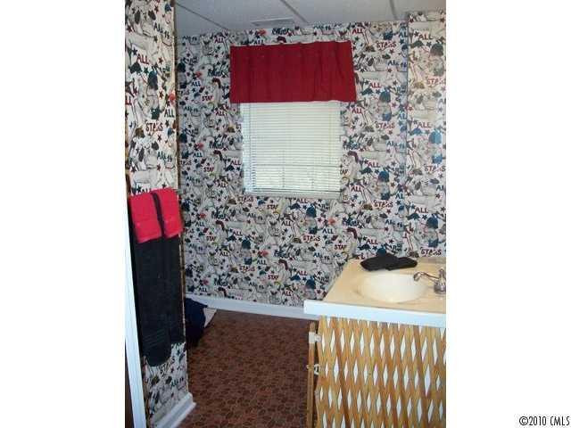 381 Short Road - Photo 11