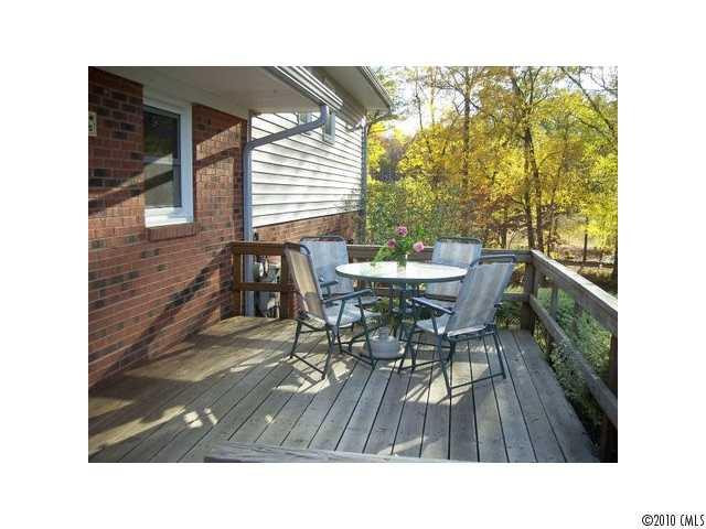 381 Short Road - Photo 12