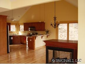  - Photo 3