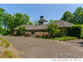 742 Lakeside Drive