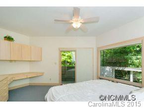 742 Lakeside Drive - Photo 16