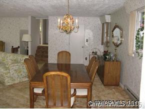 285 COUNTRY CLUB DRIVE - Photo 6