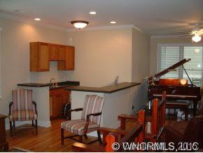 70 Meadow View Road - Photo 4