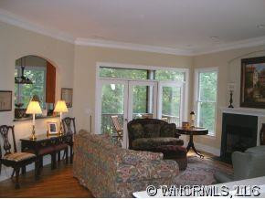70 Meadow View Road - Photo 6