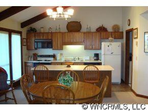 102 EAGLES NEST VILLA - Photo 7