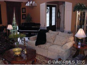 320 Chestnut Farms Lane - Photo 6