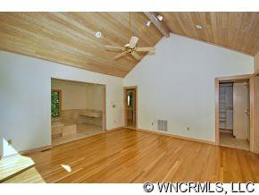611 Mountain Range Road - Photo 5