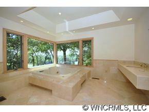 611 Mountain Range Road - Photo 6