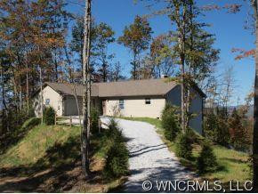 297 Ben Nevis Road - Photo 2