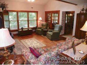 16 CAROL LN - Photo 5