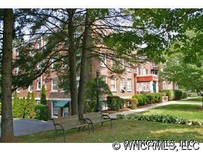 622 S. Haywood Street, #104 - Photo 3