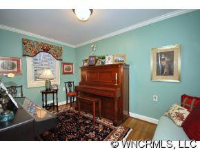 99 Windsor Road - Photo 9