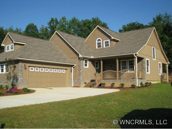 33 Triple Fairways Drive