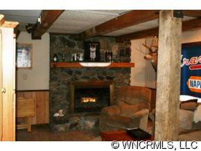 341 Ridgeway - Photo 4