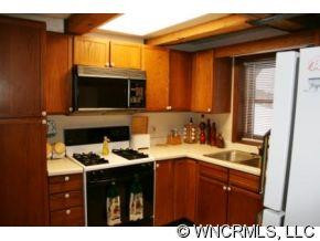 341 Ridgeway - Photo 5