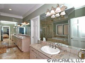 137 WINDOVER DRIVE - Photo 8