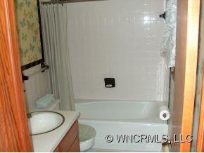 78 Rolling Green Drive - Photo 12