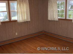 78 Rolling Green Drive - Photo 8