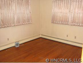 78 Rolling Green Drive - Photo 10