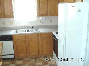 4501 Breakers Lane - Photo 4