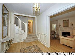 377 Vanderbilt - Photo 3