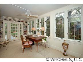 377 Vanderbilt - Photo 5
