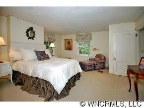 377 Vanderbilt - Photo 8